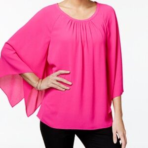 Vince Camuto raglan kimono-sleeve gathered neckline blouse in hot pink Small